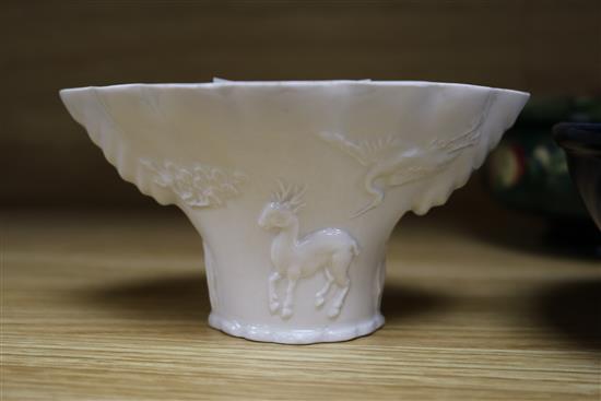 A Chinese blanc de chine libation cup